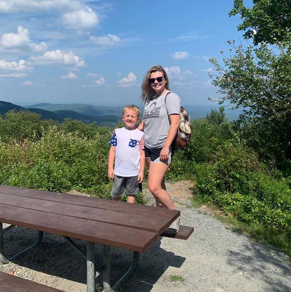 Meet your Posher, Bryana - Picture 1 of 1